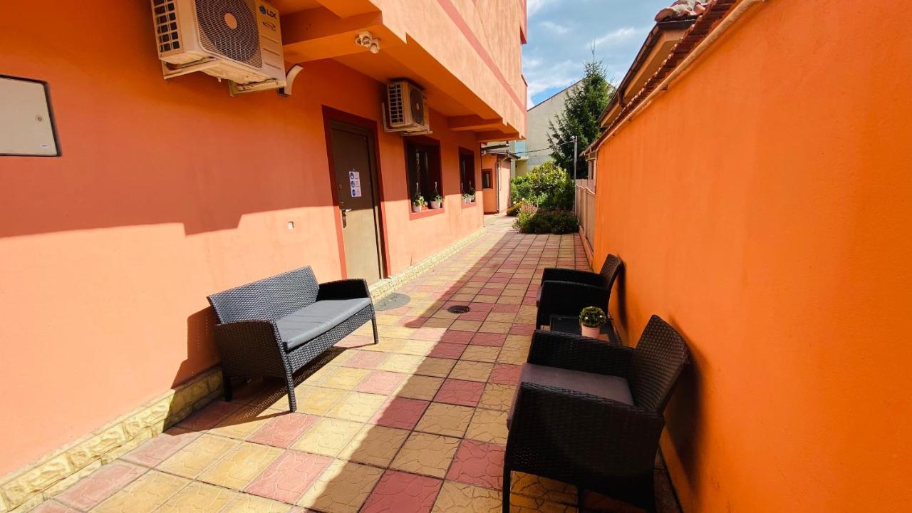 Orange House Constanta Apartment Exterior photo