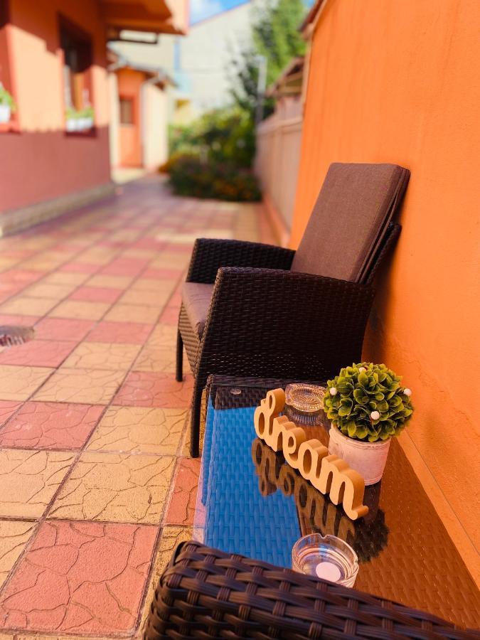 Orange House Constanta Apartment Exterior photo