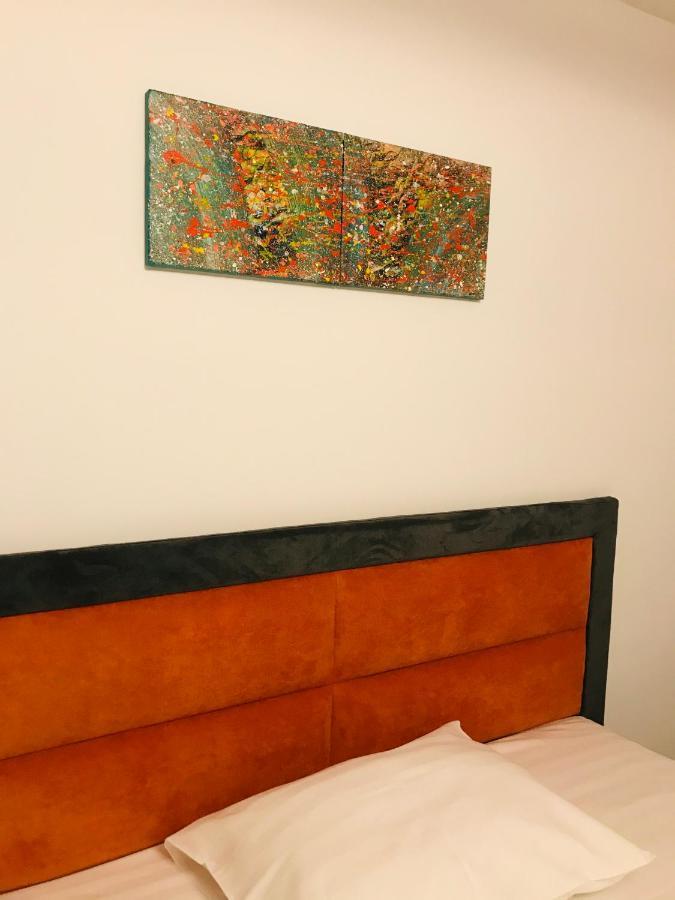 Orange House Constanta Apartment Exterior photo